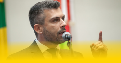 Bruno Souza se afoga no próprio ego e vê o banco dos réus se aproximar… Bruno Souza se afoga no próprio ego e vê o banco dos réus se aproximar…